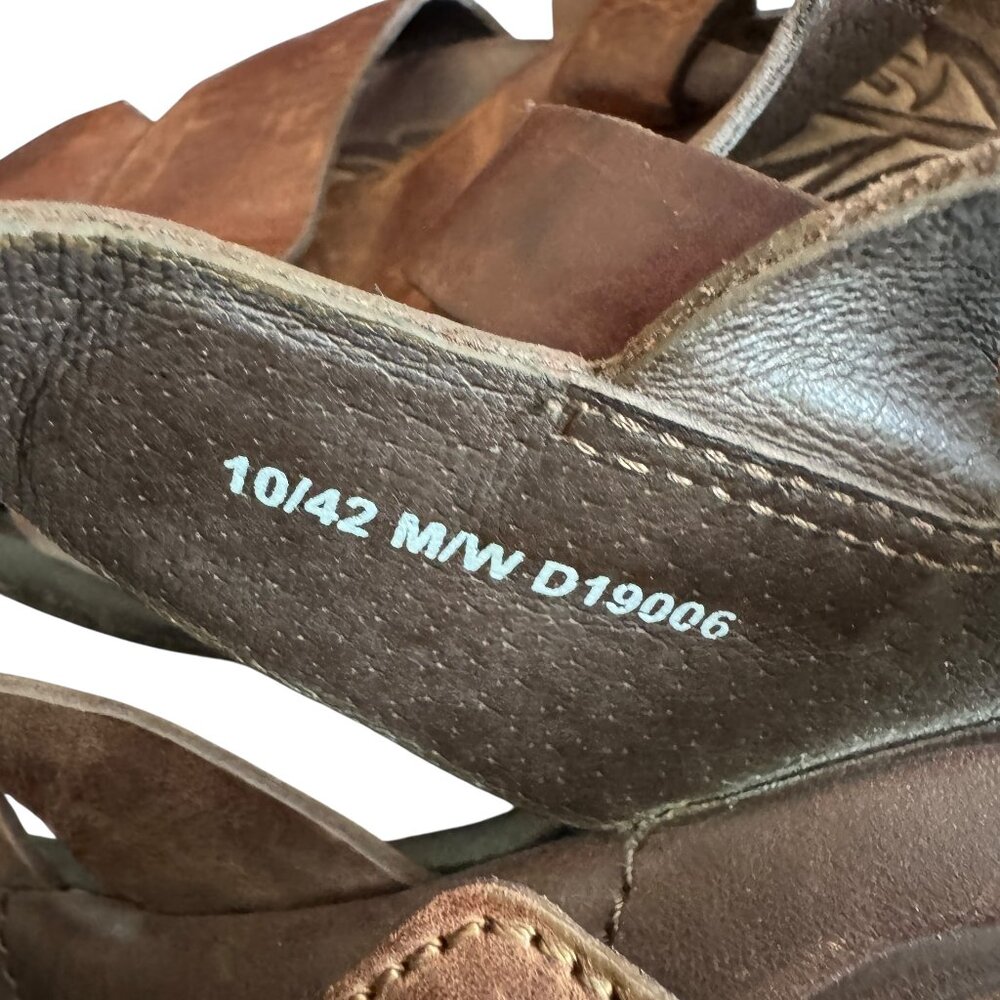 Born Size 10 Leather Carys Fisherman Sandals Classic Timeless Adjustable Brown - Picture 13 of 13